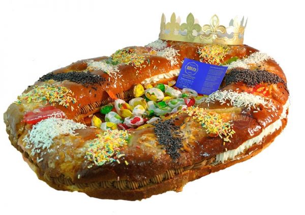 Roscón de Reyes relleno de trufa y nata